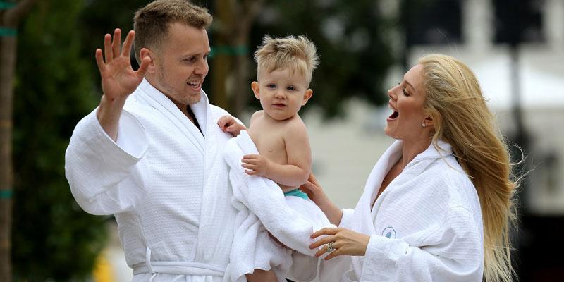 Heidi And Spencer Pratt Take A Plunge In The Pool With Son Gunner