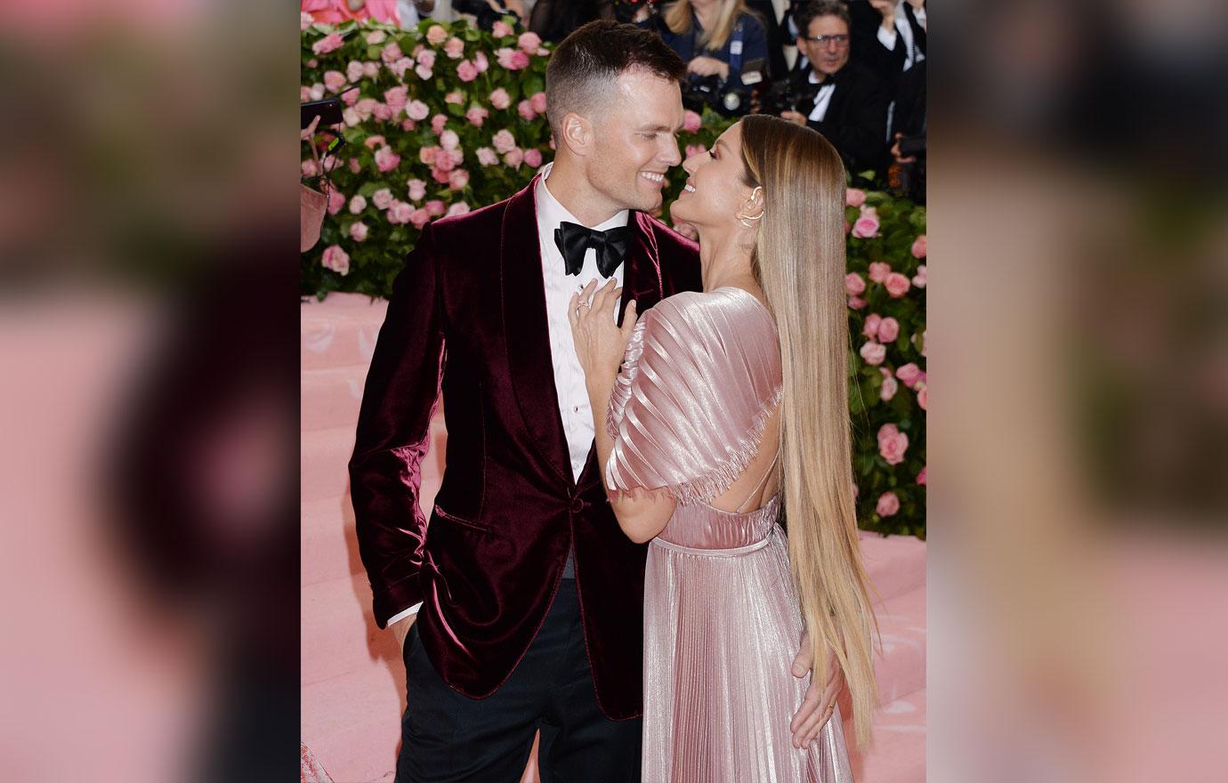 the way they were tom brady giselle bundchens most stunning red carpet moments