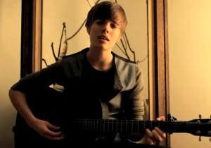 2011__04__Dani_Shay_Justin_Bieber_April6news 300×210.jpg