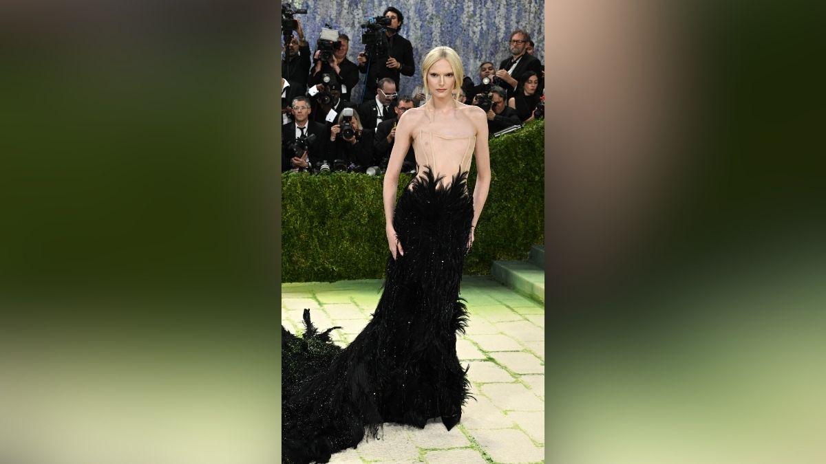 met gala  most daring naked gowns photos