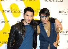 2009__11__main 225×161.jpg