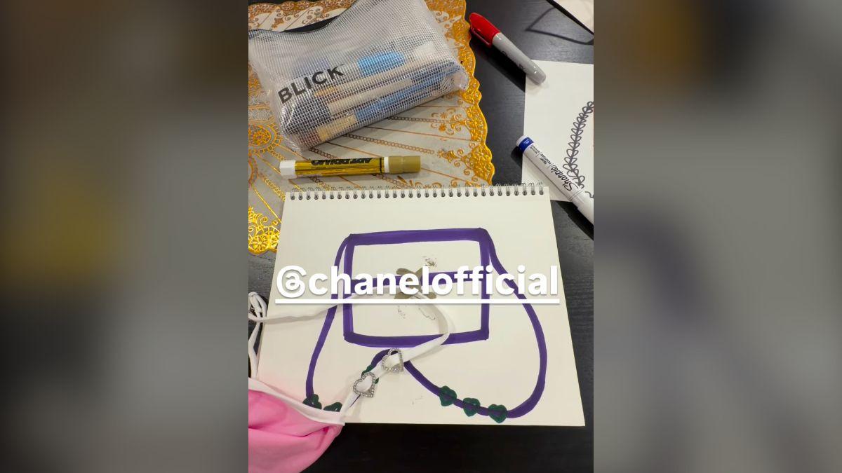 Photo of Amanda Bynes was inspired to design a purse after a recent purchase.