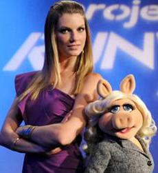 Miss piggy project runway.jpg