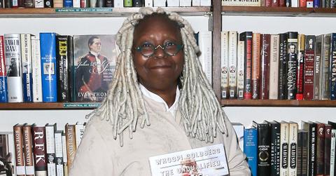 whoopigoldbergrevealshotelmaidpp