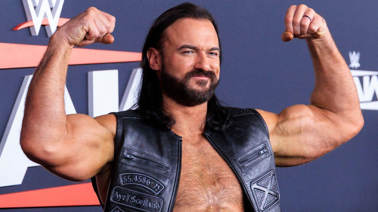 Image of Drew McIntyre's Instagram post with Russell Crowe was spammed by numerous WWE superstars.