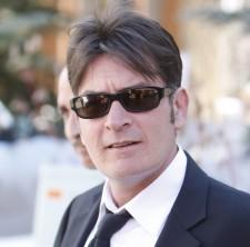 2010__03__okmagazine_charlie sheen 225×222.jpg