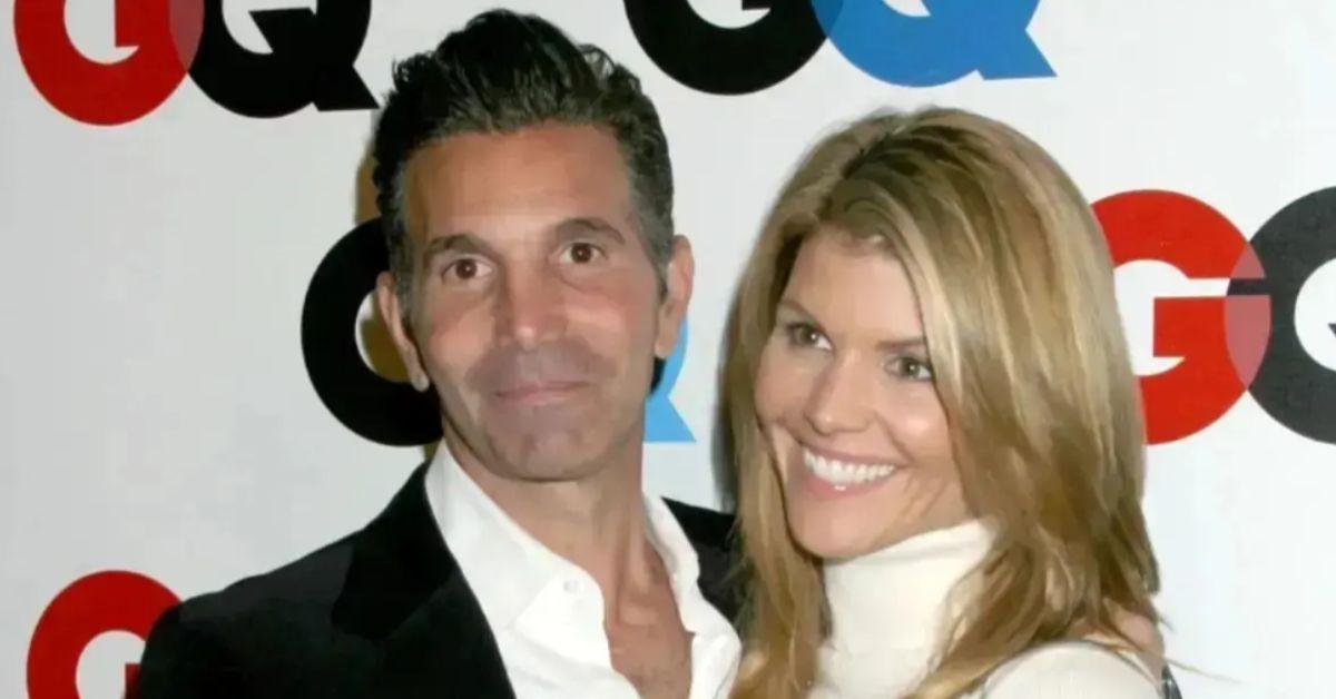 image of Lori Loughlin and Mossimo Giannulli have split.