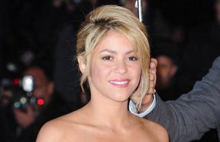 Shakira2 teaser_319x206.jpg