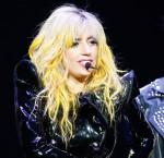 2010__08__Lady_Gaga_Aug31newsne 150×145.jpg