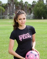 2011__07__NinaDobrev 200×300.jpg