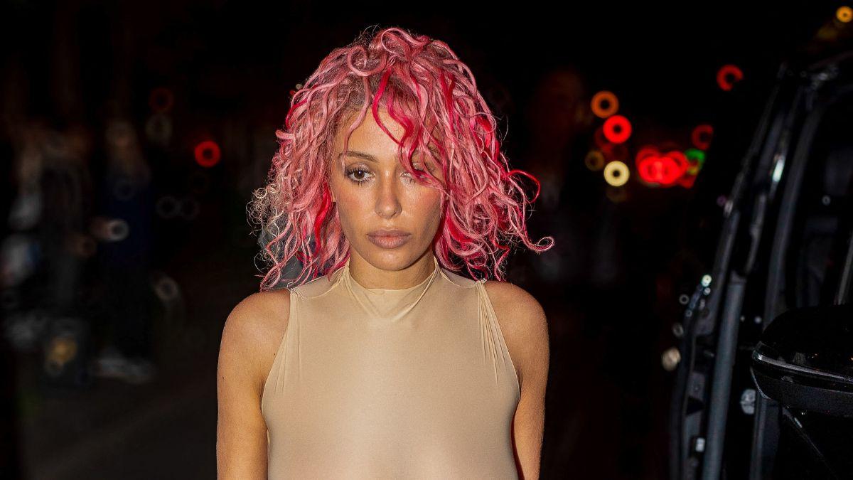 Image of Bianca Censori is reportedly keeping evidence of the ups and downs of her relationship.