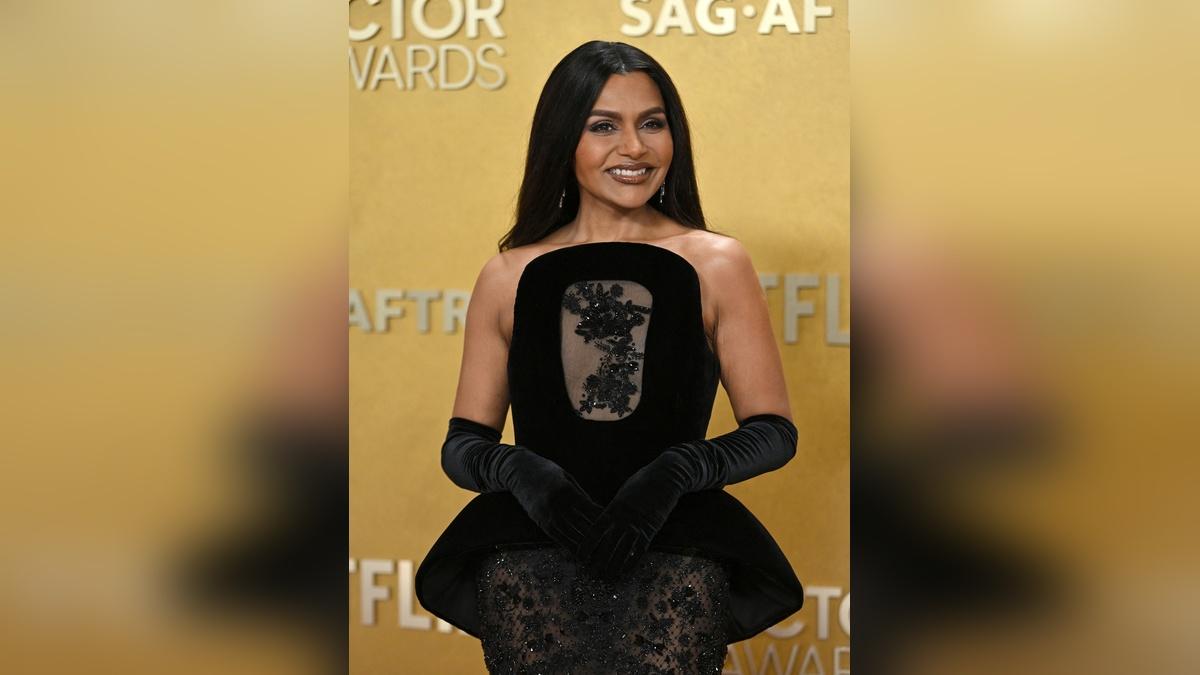 Image of Mindy Kaling's dress featured a sheer skirt exposing her legs.