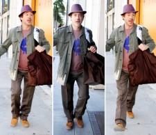 2010__02__robert_downey_jr_feb11main 225×194.jpg