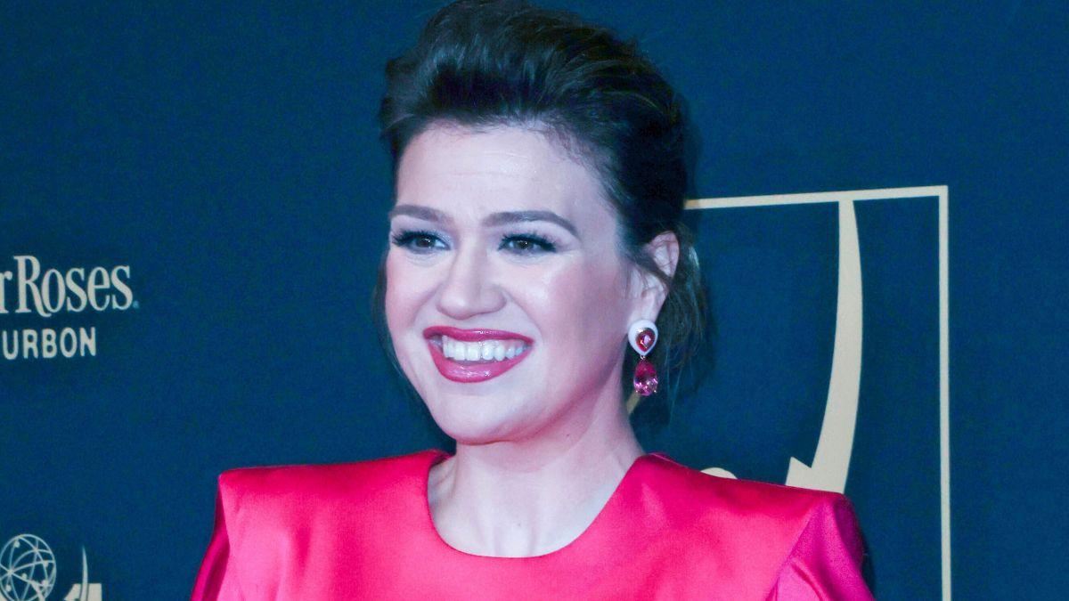 image of Kelly Clarkson moved from L.A. to NYC in 2023.