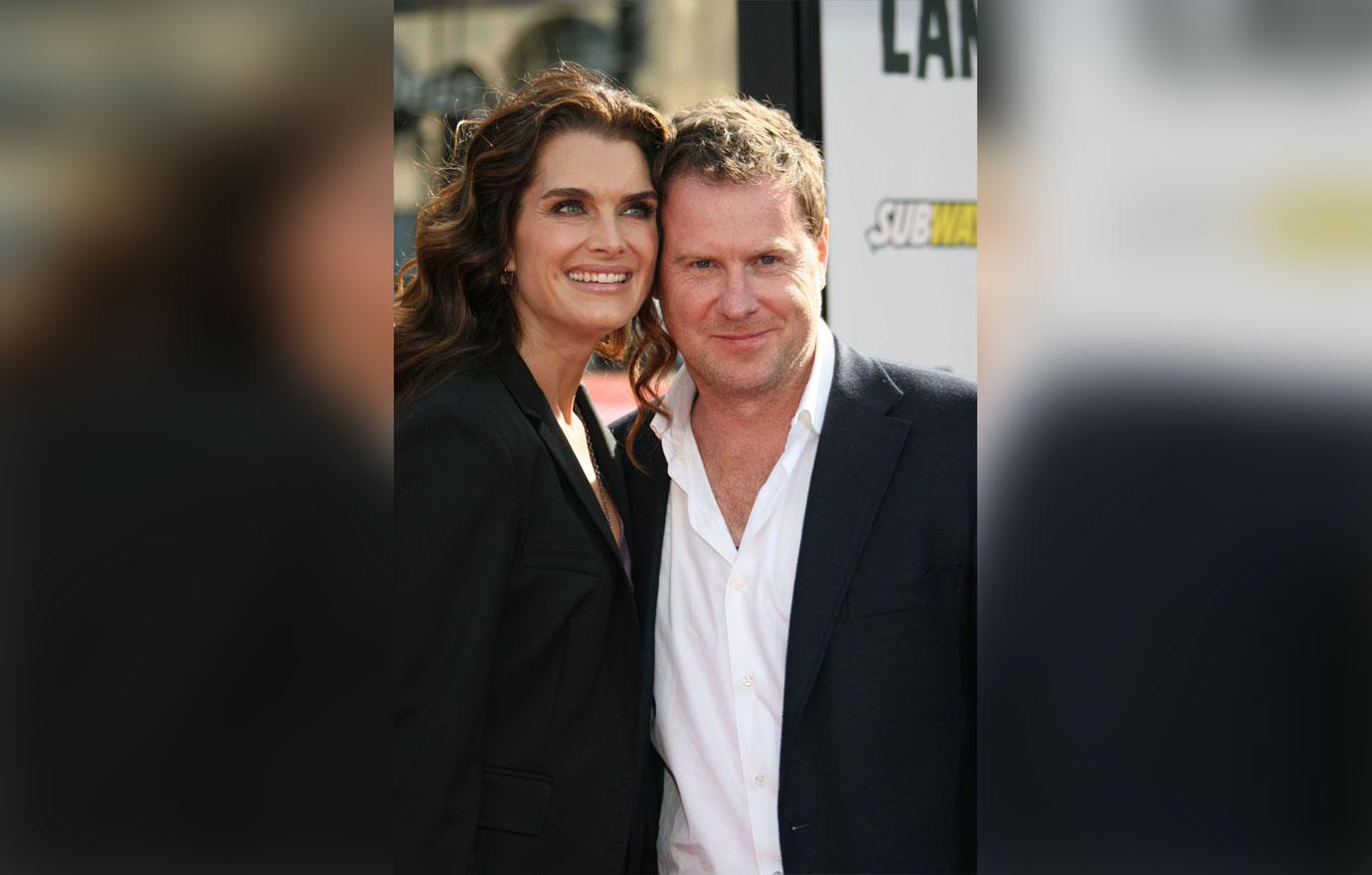 Brooke shields husband stranded at sea five hours 6