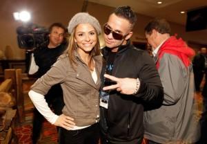 2011__02__BlackEyedPeas_Feb4_21 300×208.jpg