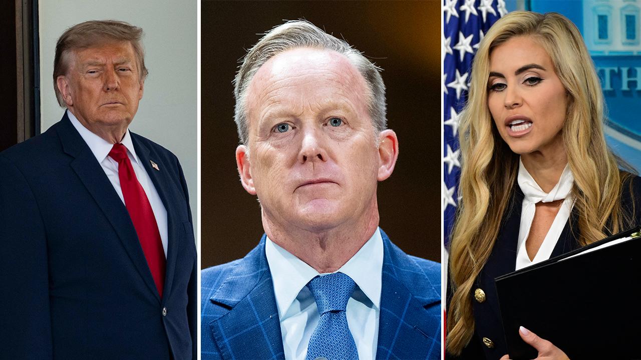 Image of Donald Trump,Sean Spicer and Katie Zacharia