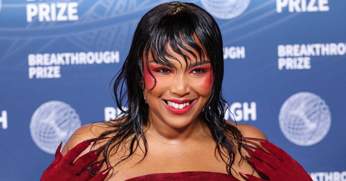 Image of The singer also admitted to being in a dark place before losing weight.