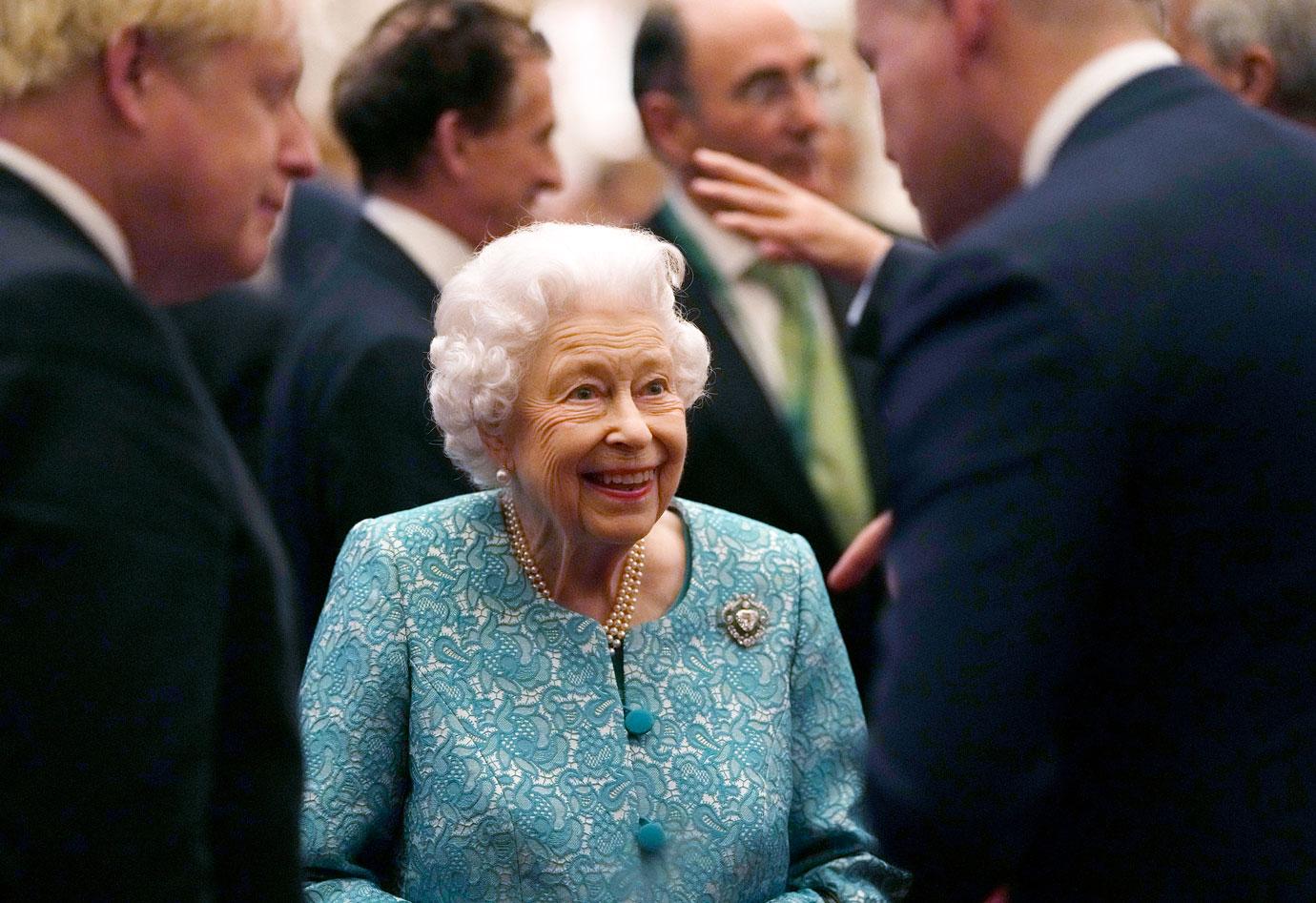 the queen prince william royal family host a reception for bill gates international business and investment leaders