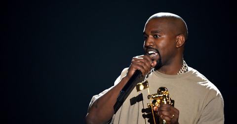 Kaney west video vanguard award 2015 mtv amas 04