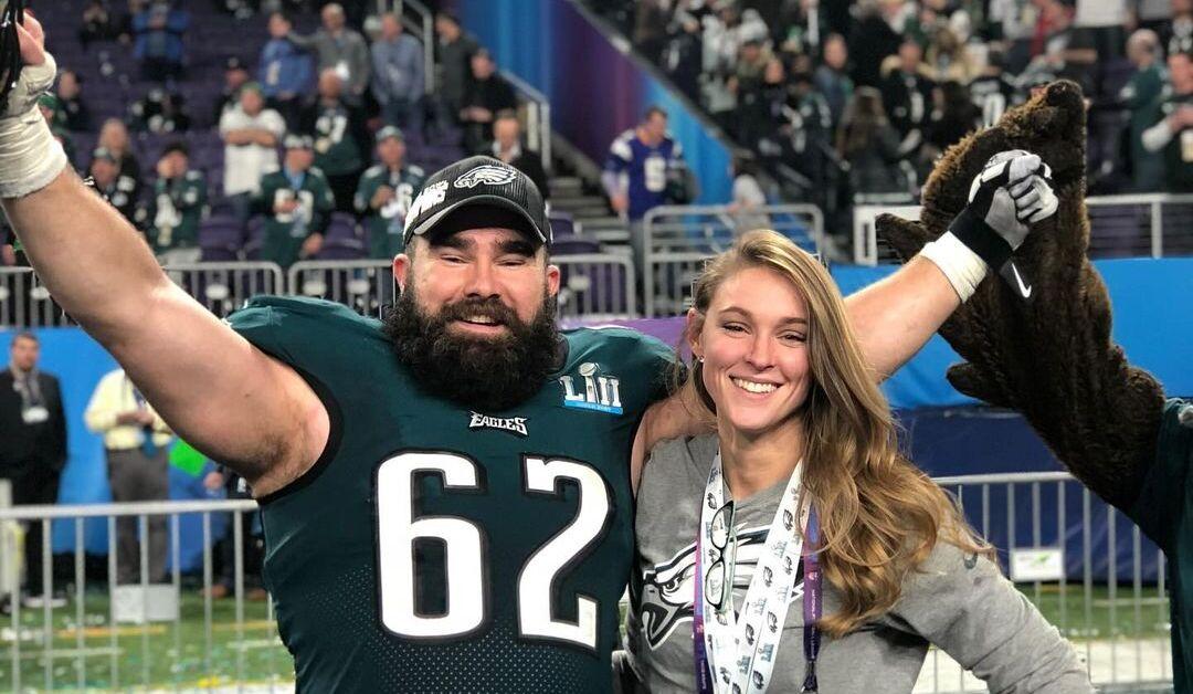 The ideal male body  with an incredible mane of hair. H/t @jason.kelce
