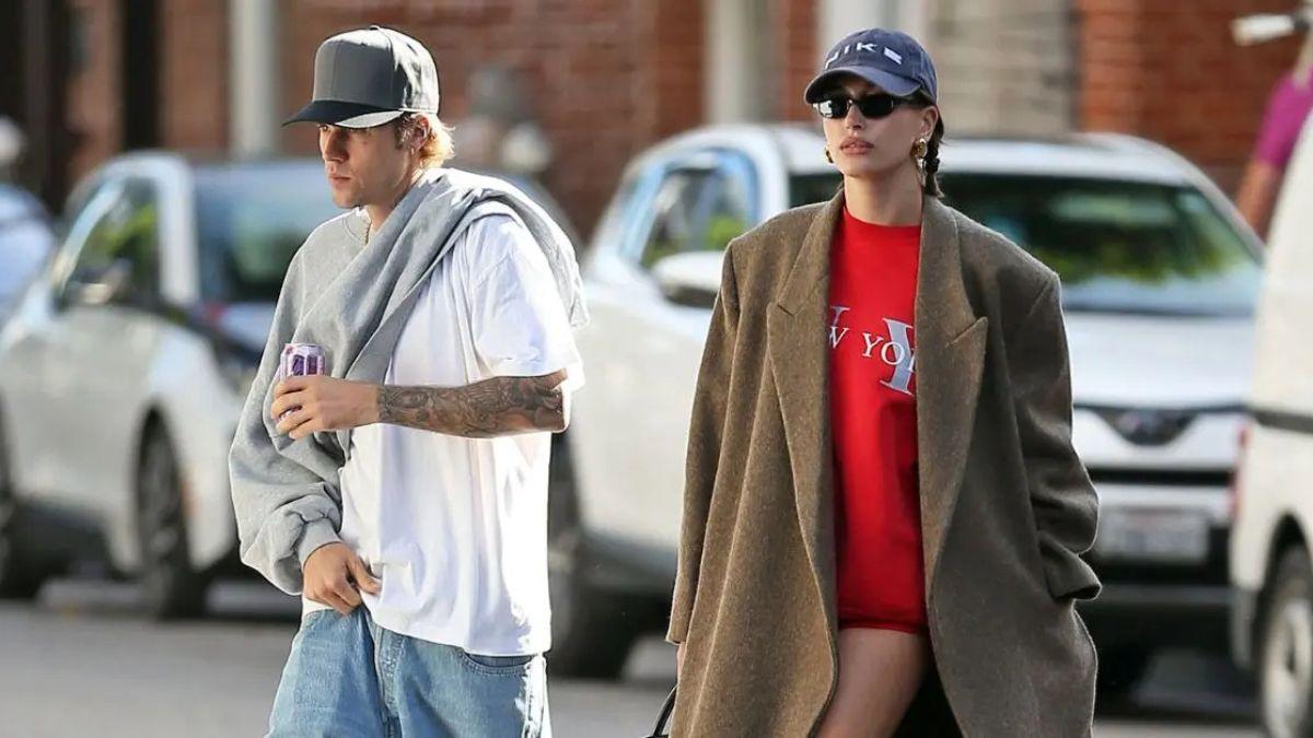 Photo of Fans were quick to say 'chivalry' is 'extinct.'