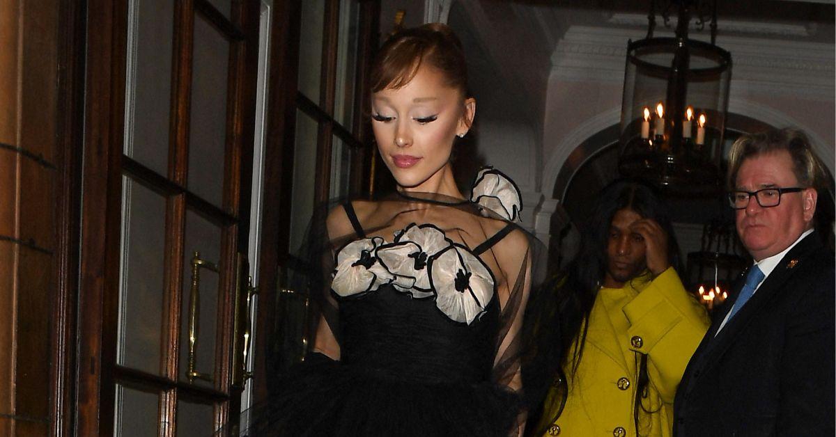 image of Ariana Grande appeared visibly shaken following the incident. 