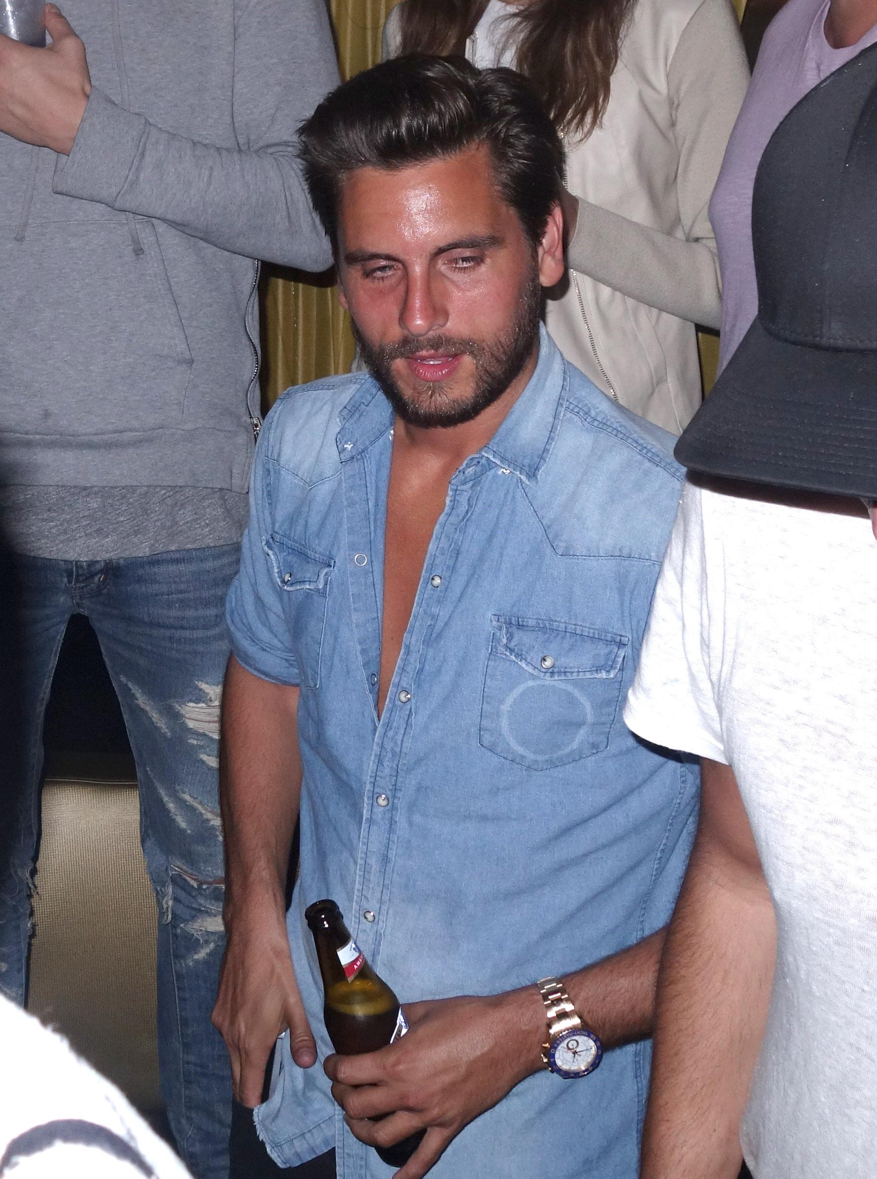 Scott Disick parties in the Hamptons at this belated birthday party