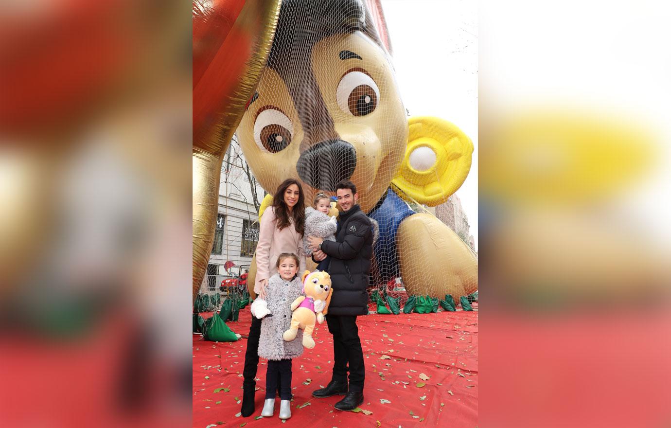 Kevin and Danielle Jonas With Their Daughters