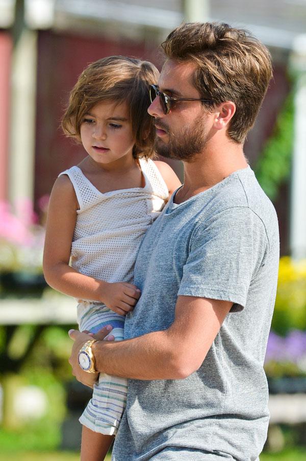 Scott disick not ready fourth child 04