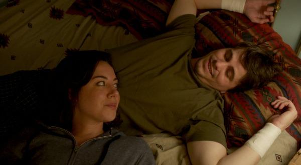 Jason Ritter and Aubrey Plaza in About Alex