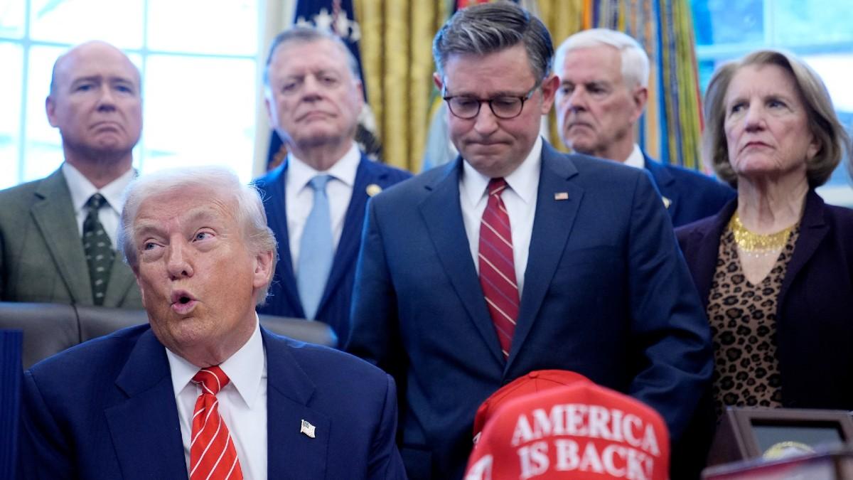 Image of Mike Johnson was criticized for giving Donald Trump a made-up award during a partial government shutdown.