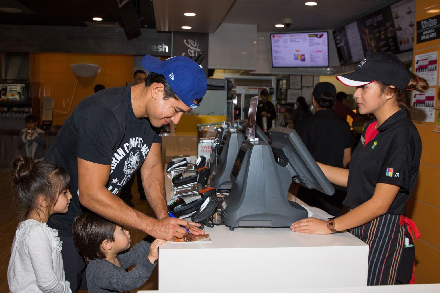 Mario lopez rmhc