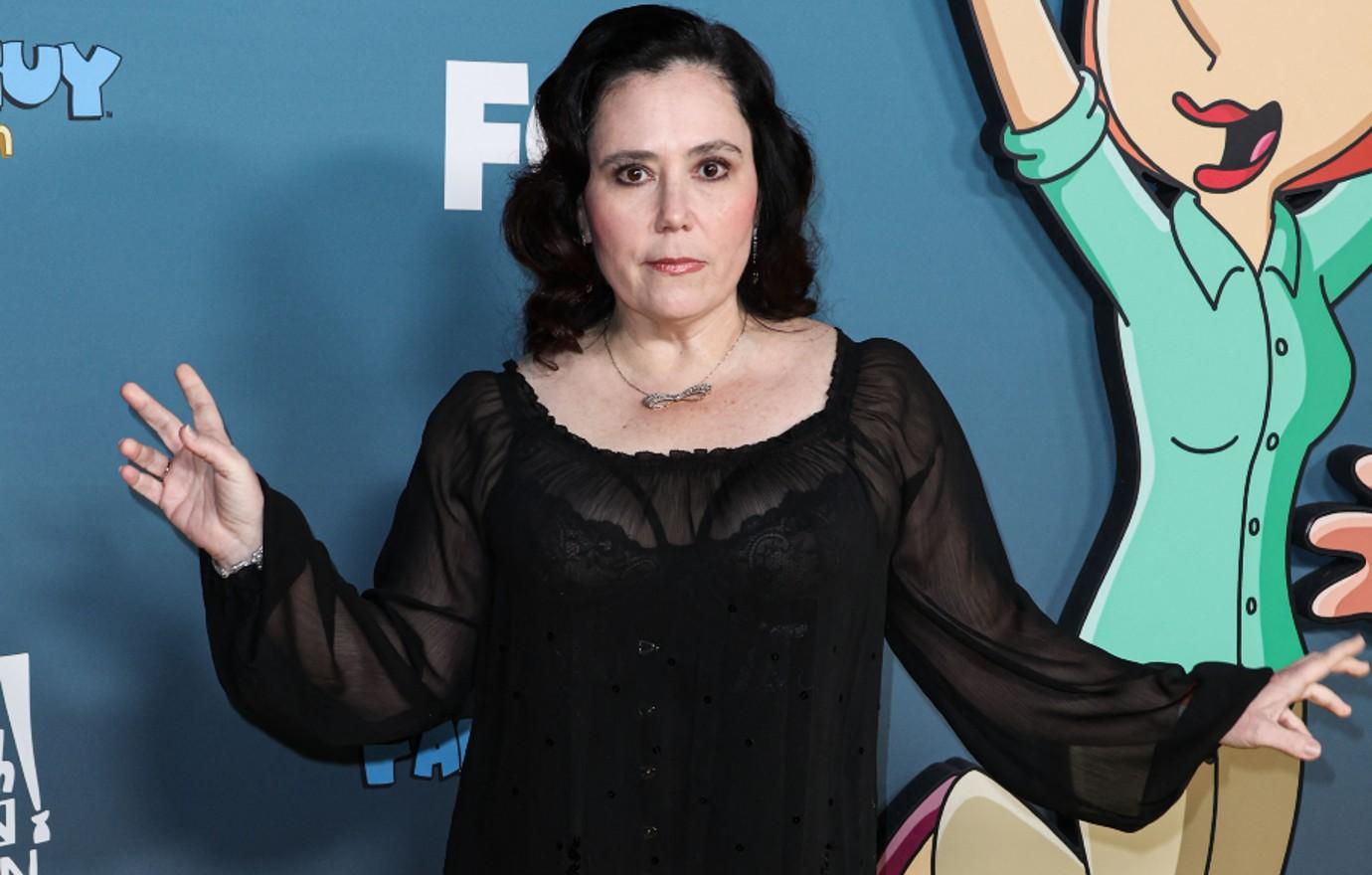 alex borstein recalls eye opening moment dustin hoffman got really angry after actress called herself ugly