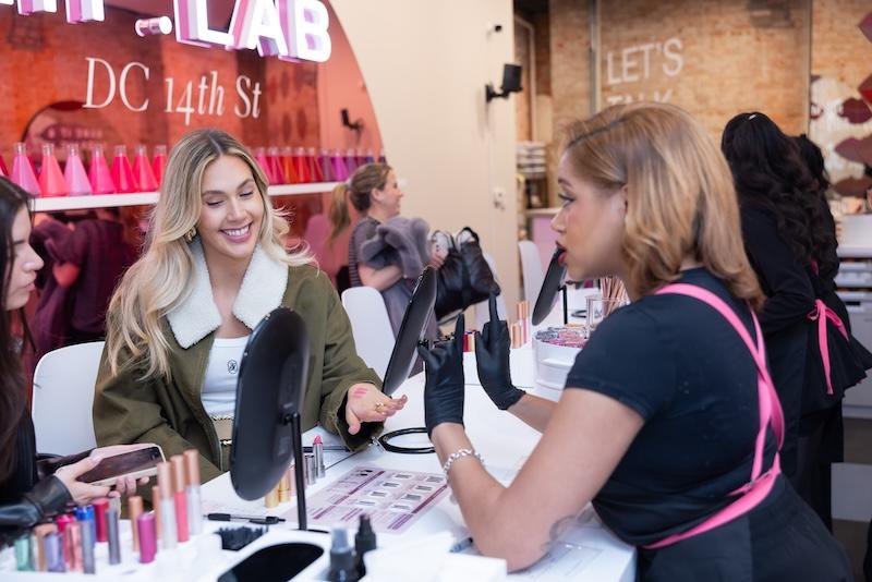 lip lab
