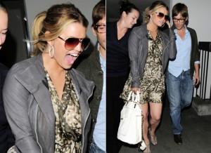 2010__04__Jessica_Simpson_April22main 300×218.jpg