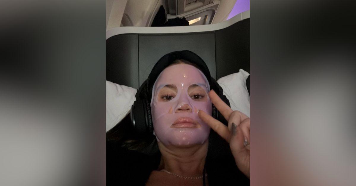 Image of Maren Morris indulged in self-care on the plane.