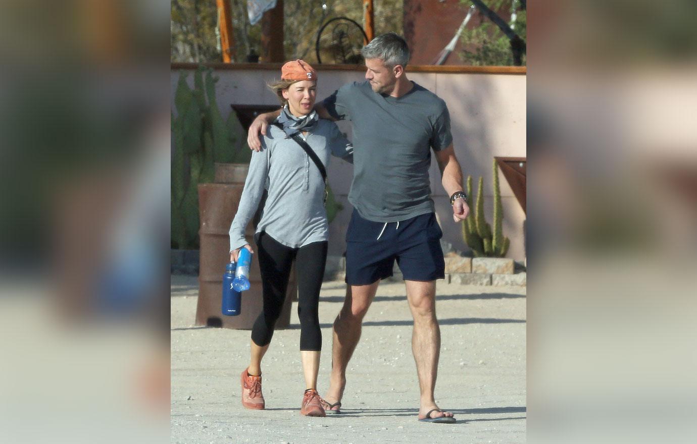 renee zellweger and ant anstead pack on the pda