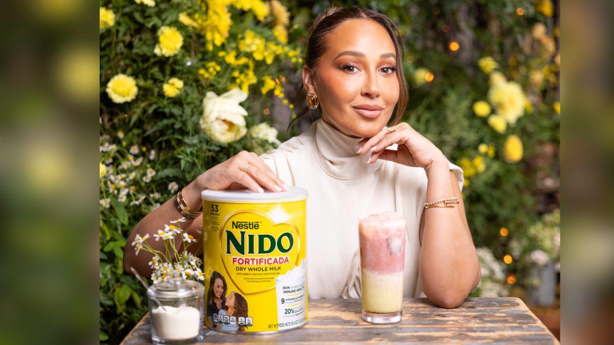image of The star loves giving her son NIDO® Fortificada.