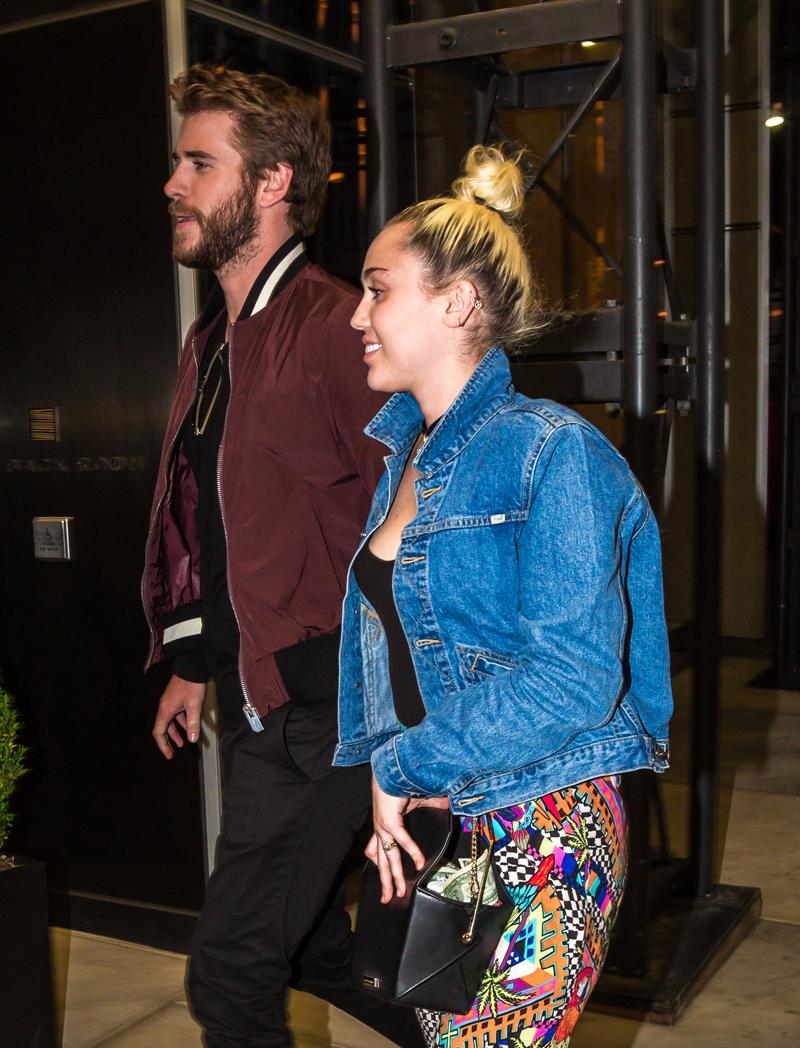 miley cyrus liam hemsworth engaged back together