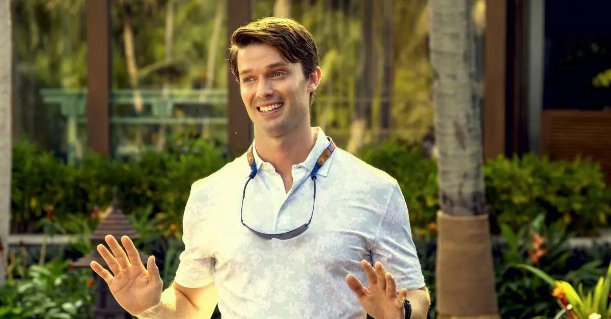 kelly ripa mark consuelos laugh patrick schwarzenegger white lotus