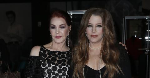 priscilla presley heartbreakingly admits its been a difficult time pp