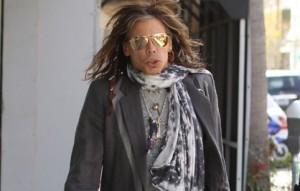 2011__02__Steven_Tyler_Feb25_36a 300×191.jpg