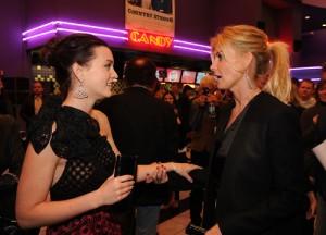 2010__11__42494_Country_Strong_Nov9 300×216.jpg