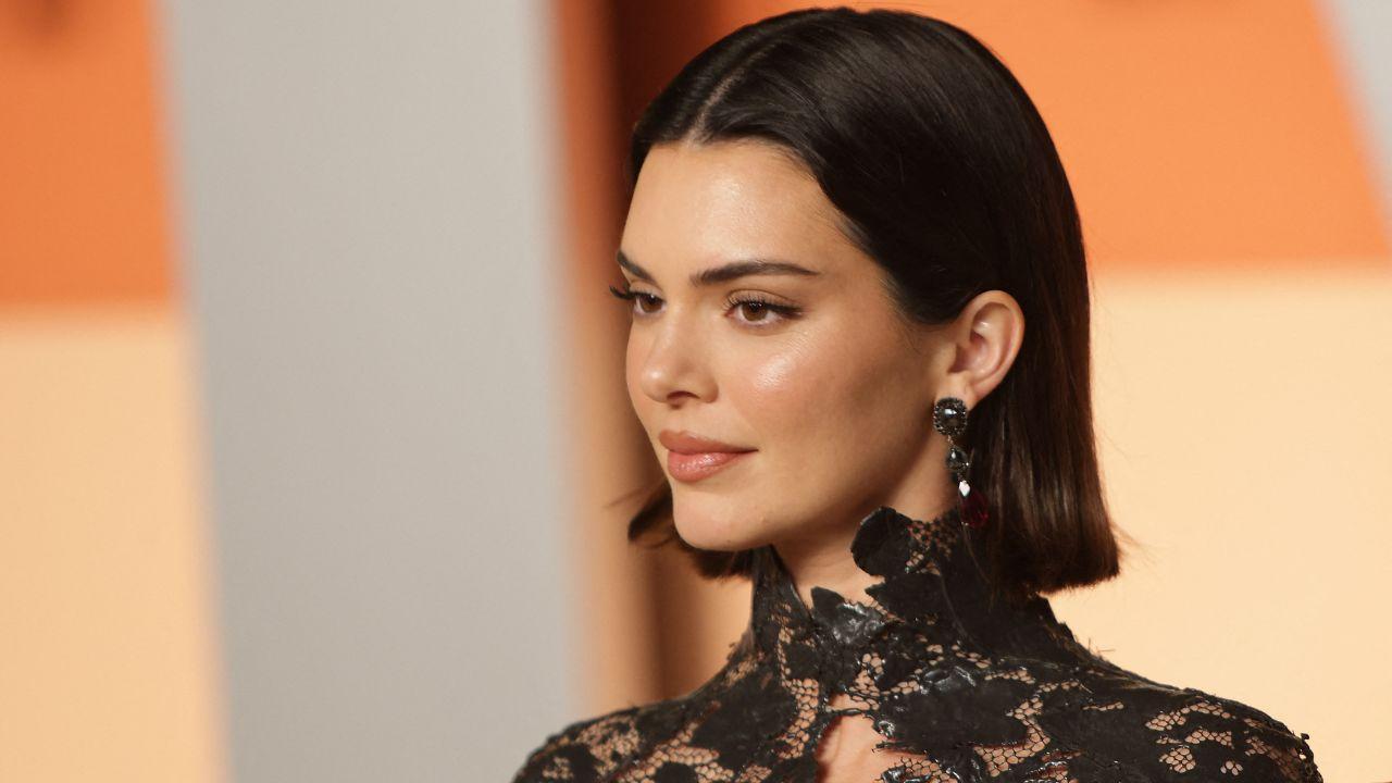 Image of Kendall Jenner was spending time with Jacob Elordi's father.