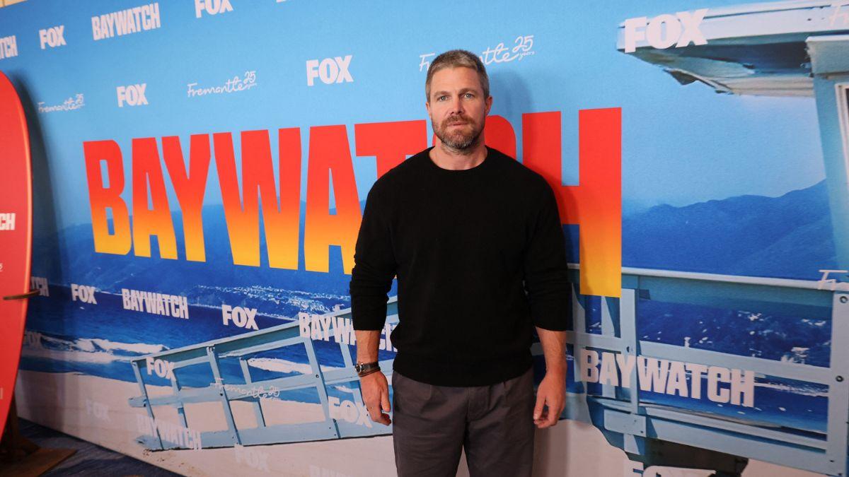 baywatch reboot cast stephen amell brooks nader