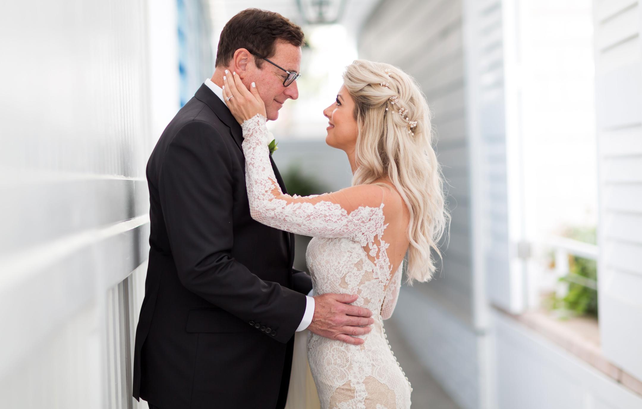 Rare Photos Bob Saget & Kelly Rizzo's Wedding Photos