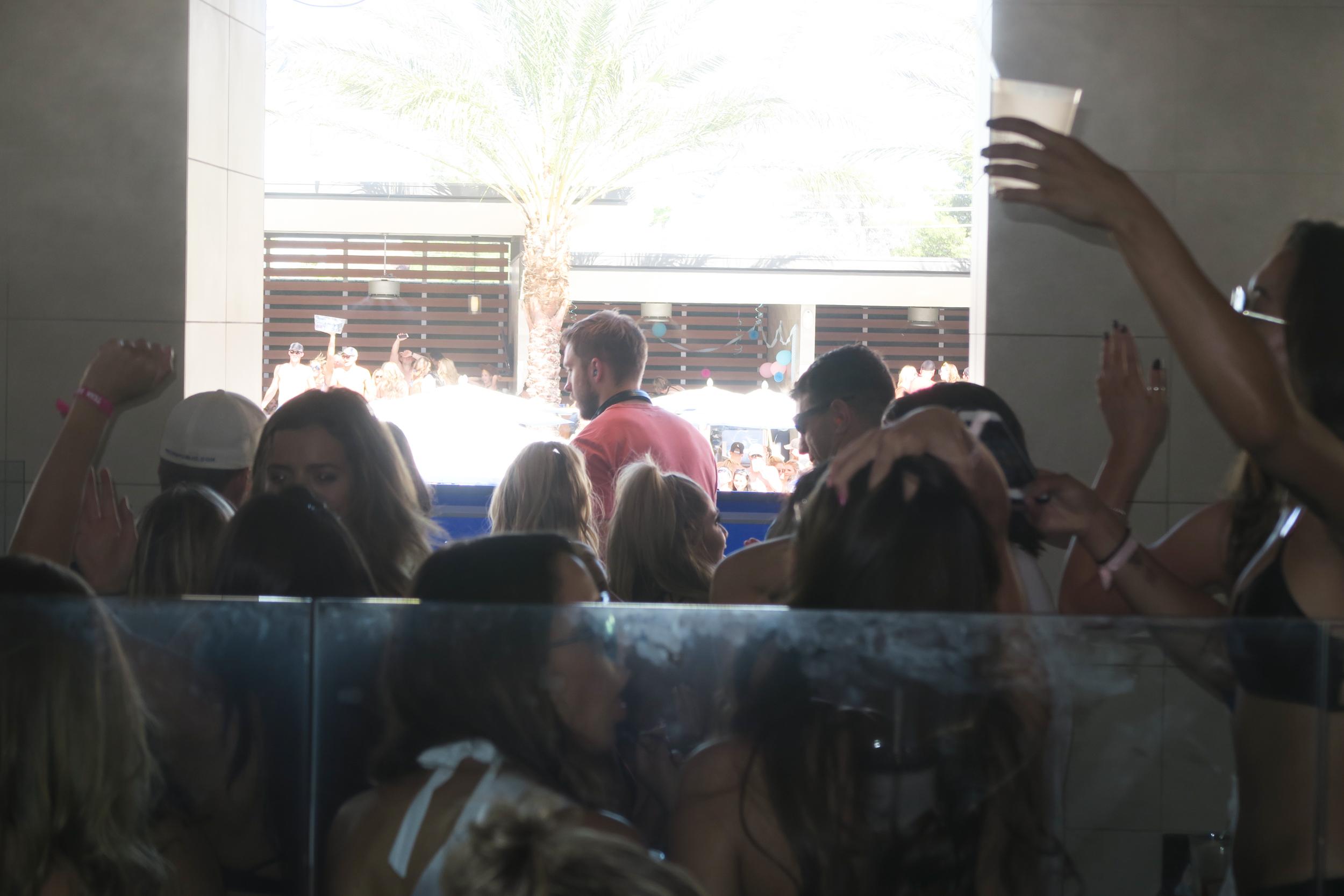 EXCLUSIVE: Calvin Harris Djs at Wet Republic Ultra Pool in Las Vegas