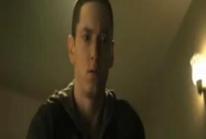 2011__06__Eminem_June27newsnea 300×202.jpg