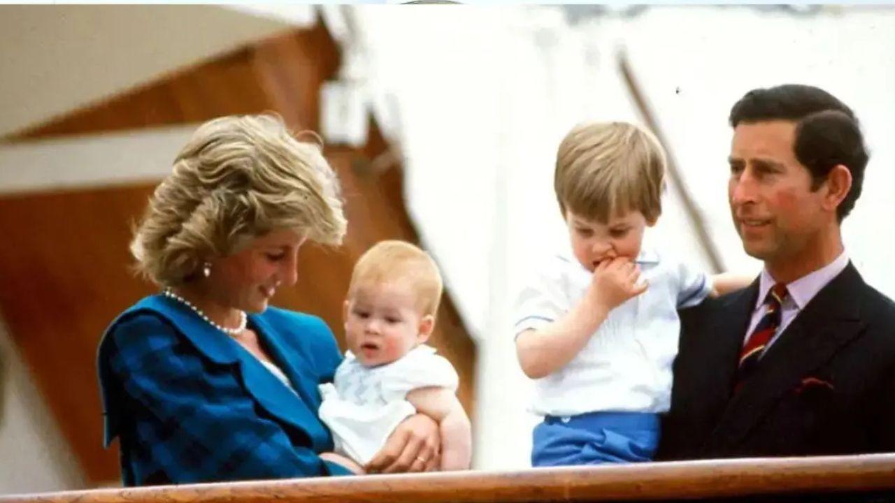 image of royal family